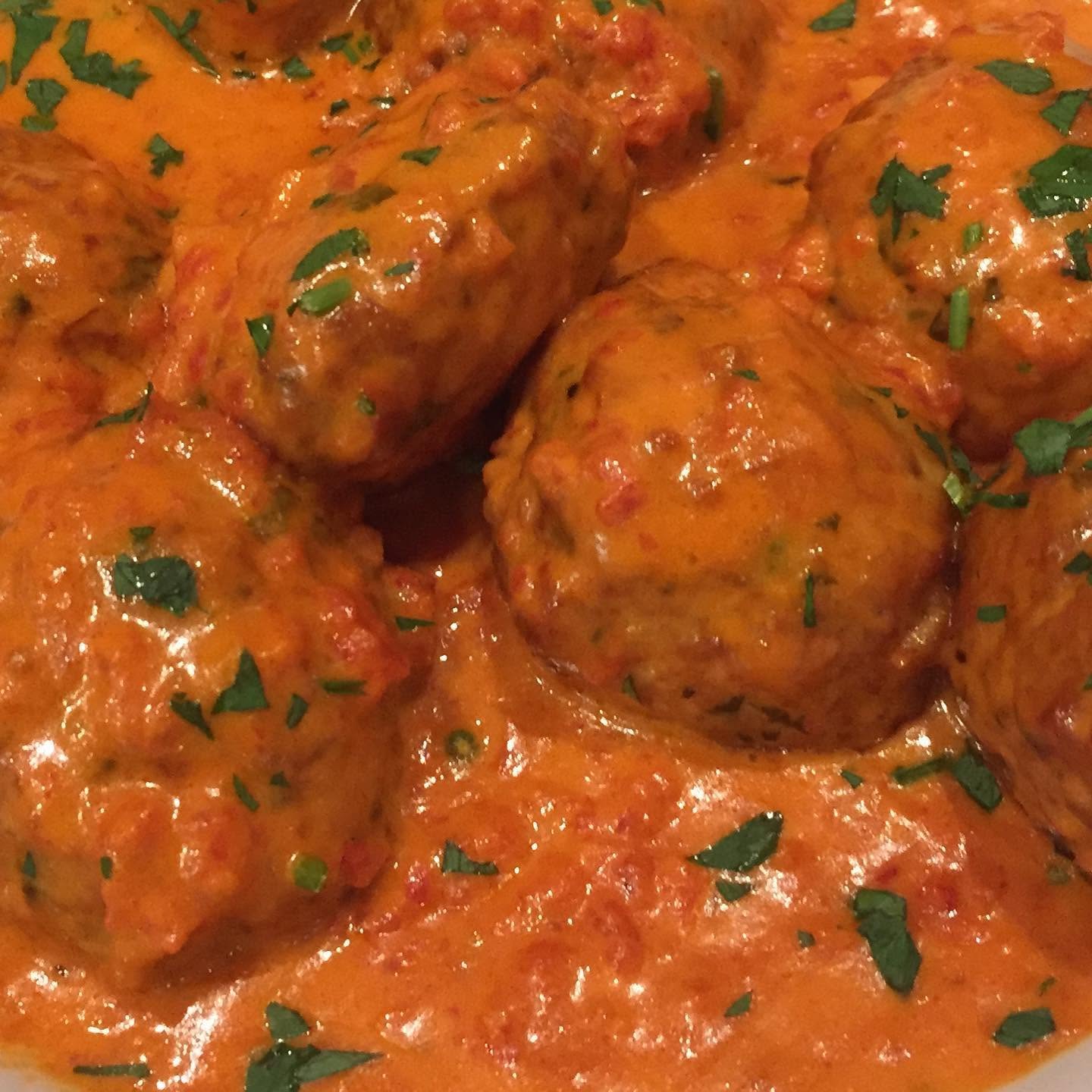 Meatballs in a creamy pink vodka tomato sauce
